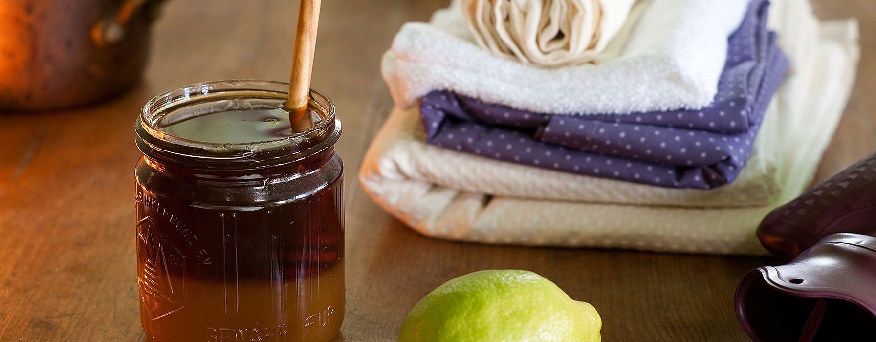 Miel, citrons et serviettes