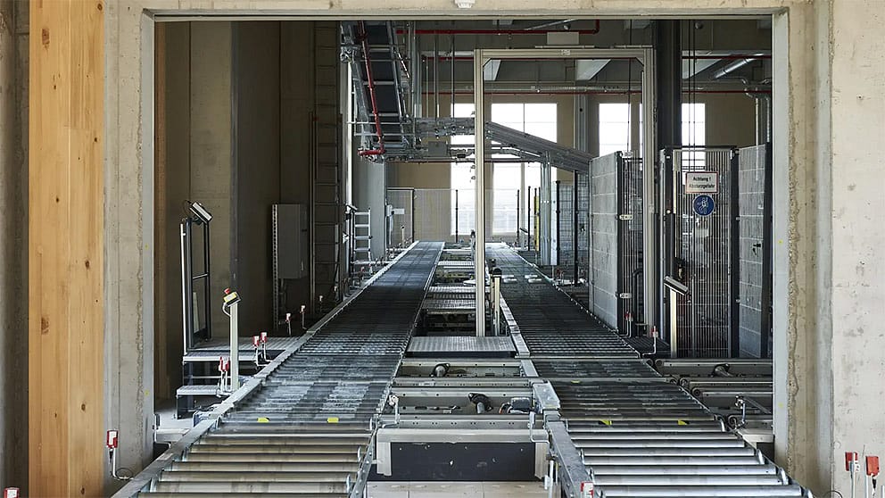 Weleda Campus Brücke von Innen